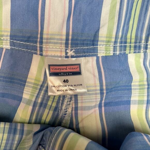 vineyard vines plaid board shorts size 40 - Picture 5 of 7